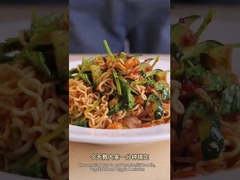 Lezzetli Acı ve baharatlı anlık çorba Vermicelli ve erişte 12 aylık Sıcak ve Acı Anlık erişte