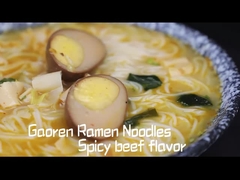 Kızartılmamış Noodles baharatlı sığır eti bardağı Çin'den baharatlı sığır eti lezzeti olan anlık noodles