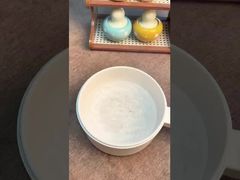 Peynir aromalı patates cipsi sıcak tavuk eriştesi kesinlikle lezzetlidir.