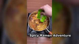 Baharatlı Chongqing Güveç Ramen Hızlı Yemek