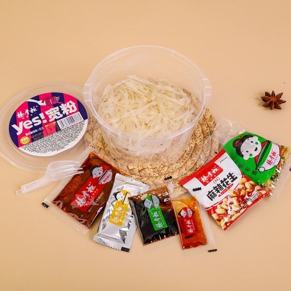Chongqing Ekşi ve Acı Lezzet Anında Vermicelli Yer Fıstığı İle Çin tatlı patates vermicelli lezzetli
