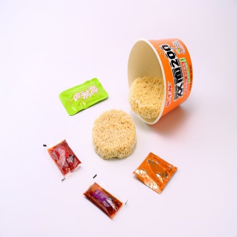 Çorba Tipi Hazır Noodle Net Ağırlık Başına 204g*12 12 Ay Geçerlilik Süresi 2 Noodle Köftesiyle Birlikte