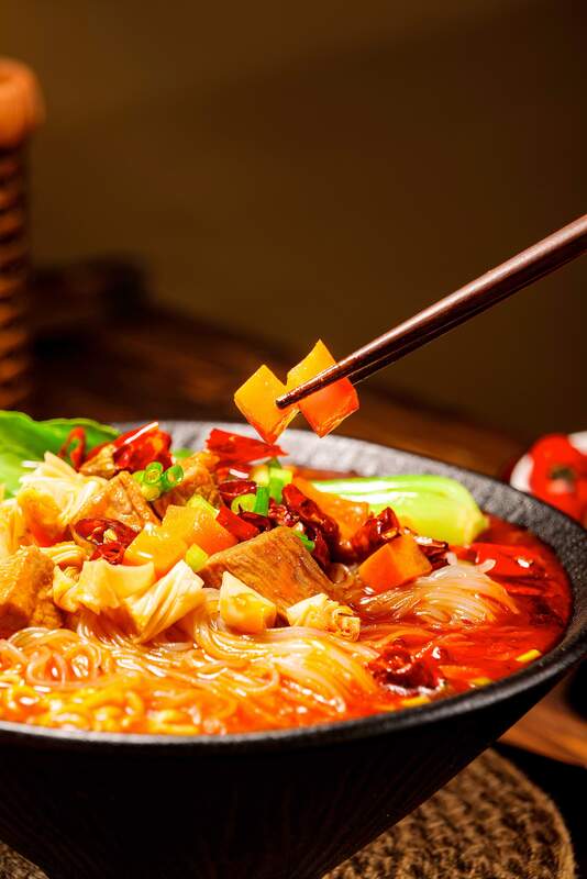 Sos İçerikleri Net Ağırlık Açıklaması 12 Aylık Kalıcılık Süresi Endüstri standartları ve yönetmeliklerine uymak