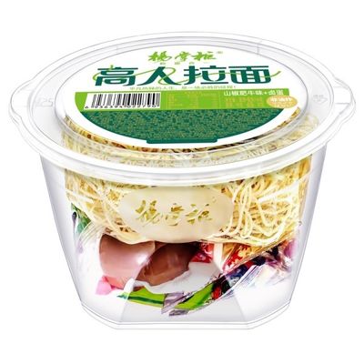 Baharatlı Sığır eti Ramen Anlık erişte kızartılmamış / bardak erişte Sığır eti Baharatlı ekşi ve baharatlı yumurta ile